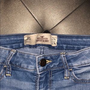 Hollister Super Skinny Jeans